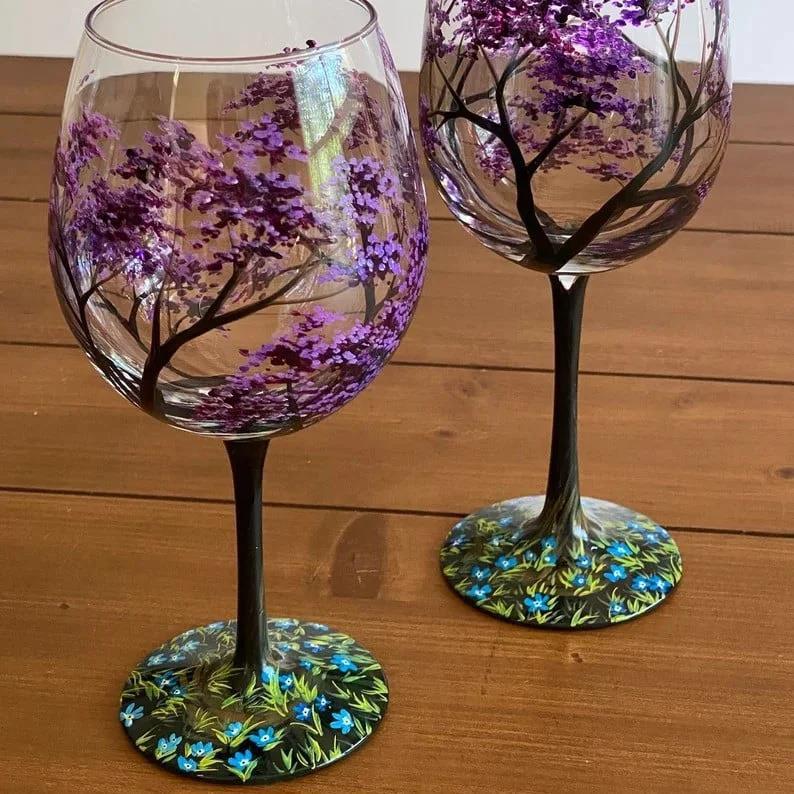 The Four Seasons Hand-Painted Wine Glass – A Year of Nature in Every Sip